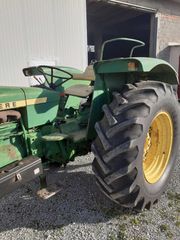 Τρακτέρ John Deere 1985 2130-thumb-1