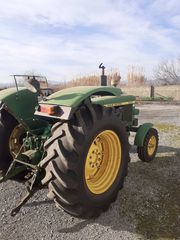 Τρακτέρ John Deere 1985 2130-thumb-7