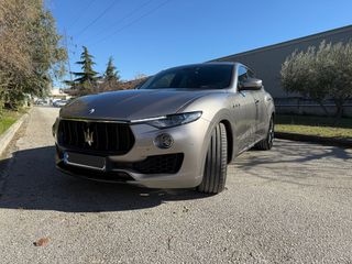 Maserati Levante 2018 Grandsport Panorama 330 PS-thumb-3