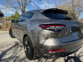 Maserati Levante 2018 Grandsport Panorama 330 PS-thumb-6