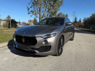Maserati Levante 2018 Grandsport Panorama 330 PS