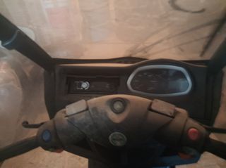 Benelli Adiva 125 2010-thumb-5