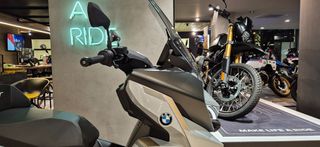 Bmw C 400 GT 2026 ΕΚΠΤΩΣΗ ΕΩΣ 1800€ ΑΤΟΚΟ ΧΡΗΜΑΤΟΔΟΤΙΚΟ ΠΡΟΓΡΑΜΜΑ-thumb-3