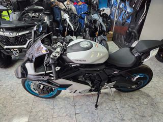 CFmoto 675 SR-R 2026-thumb-4
