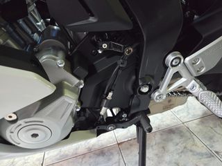 CFmoto 675 SR-R 2026-thumb-9