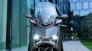 Yamaha XMAX 300 2026 ΑΠΟ 6850--> 6.490 +ΕΤΟΙΜΟΠΑΡΑΔΟΤΑ! + ΔΩΡΟΕΠΙΤΑΓΗ  500€-thumb-4