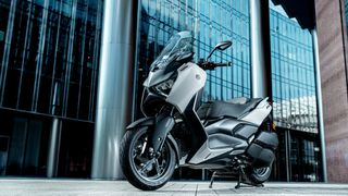 Yamaha XMAX 300 Tech Max 2026 ΔΩΡΟΕΠΙΤΑΓΗ 500€  ΚΑΙ ΟΛΑ ΕΤΟΙΜΟΠΑΡΑΔΟΤΑ!!!-thumb-15