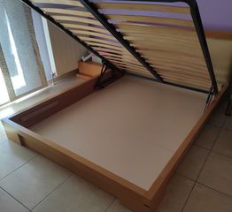 Κρεβάτι Υπέρδιπλο Ξύλινο