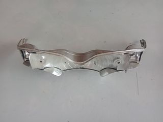 ΒΑΣΗ ΦΑΝΑΡΙΟΥ ΠΙΣΩ GILERA RUNNER 50/125/180 2T