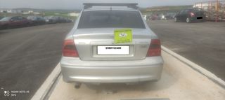 Opel Vectra 2000