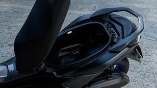 Yamaha NMAX 125 2026-thumb-5