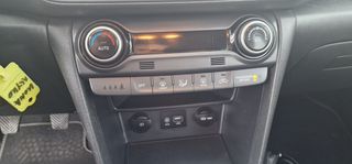 Hyundai Kona 2018-thumb-9