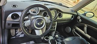 Mini Cooper S 2004 S-thumb-8