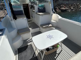 Gulf Craft 2001 31 Walk Around-thumb-9