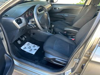 Citroen C-Elysee 2017 1.2 Vti Confort Edition Navi 82Hp Euro6-thumb-11