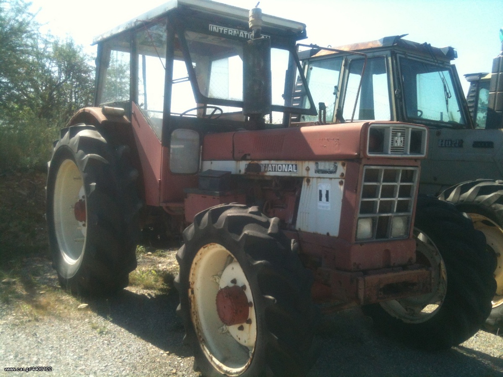 Τρακτέρ International 1985 1246