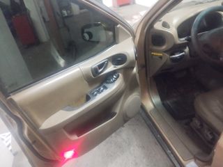 Hyundai Santa Fe 2004 V6-thumb-7