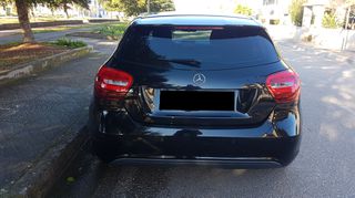 Mercedes-Benz A 180 2017-thumb-5