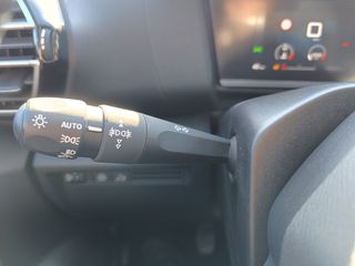 Citroen C4 X 2023 C4 X 1.2 PT 100HP FEEL-thumb-17