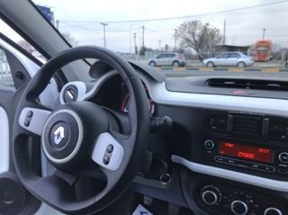 Renault Twingo 2017-thumb-44
