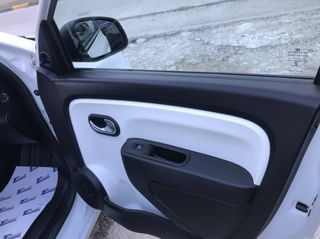 Renault Twingo 2017-thumb-34