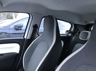 Renault Twingo 2017-thumb-26