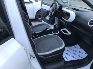 Renault Twingo 2017-thumb-35
