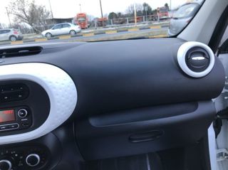 Renault Twingo 2017-thumb-42