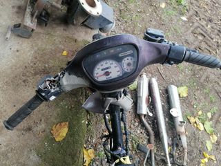 Modenas Kriss II '99-thumb-4