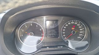 Volkswagen Polo 2011 1.2 TSI COMFORTLINE DSG (7-GEAR)-thumb-7
