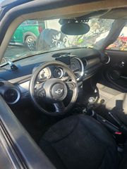 Mini Cooper D 2010-thumb-9