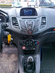 Ford Fiesta 2017-thumb-13