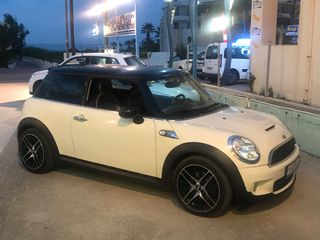 Mini Cooper S 2009 CHILLI PACKET PANORAMA FULL (R 56)-thumb-1