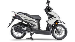 UM 2025 XPEED 125C RX WHITE PEARL ΑΠΟ 1895€ ΚΑΛΟΚΑΙΡΙΝΗ ΠΡΟΣΦ.1750€