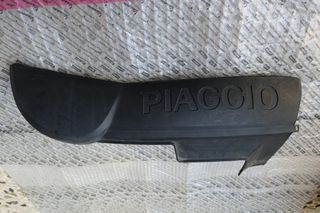 KAΡΙΝΑ ΔΕΞΙΑ (ΠΛΑΙΝΟ ΠΑΤΩΜΑΤΟΣ) PIAGGIO CARNABY 300 CRUISER
