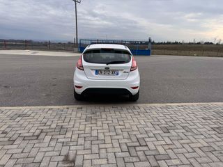 Ford Fiesta 2017-thumb-3