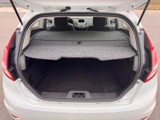Ford Fiesta 2017-thumb-10