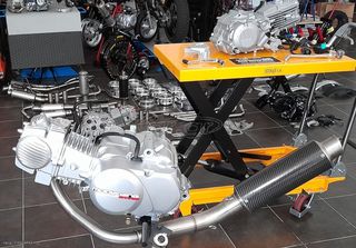 moter YX 140 CDI new  gia honda c50 glx dax chaly astrea supra ss50 z50j Z50R monkey Gorilla lifan bobo skyteam Jincheng Jintong JC50 MODIFYING GARAGE "since1993" TAKEGAWAGR - 4miniracingparts,gr