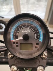 UM 2025 RENEGATE SPORT 125CC COLOR EMERALD GREEN  ΚΑΙ  ΔΩΡΑ-thumb-1