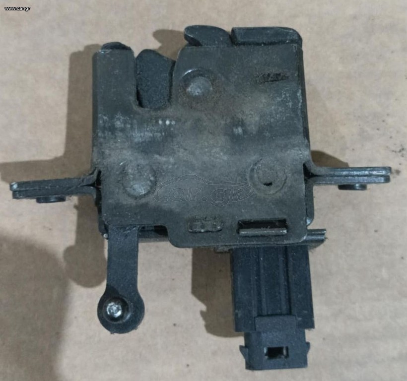 ΚΛΕΙΔΑΡΙΑ ΠΟΡΤ ΠΑΓΚΑΖ BMW E34 1988-1995