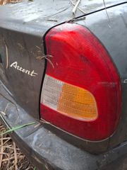 ΠΙΣΩ ΦΑΝΑΡΙ ΔΕΞΙ ΑΡΙΣΤΕΡΟ HYUNDAI ACCENT 99-02
