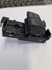 ΔΙΑΚΟΠΤΗΣ ΠΑΡΑΘΥΡΩΝ ΟΔΗΓΟΥ TOYOTA AYGO 84820-0H010 ΓΝΗΣΙΟΣ !!!!!!!