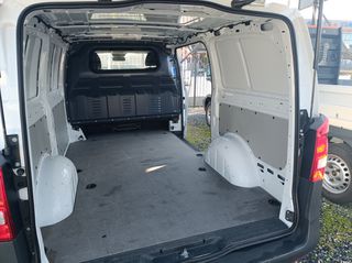Mercedes-Benz Vito 2016 114 CDI L2H1-thumb-7