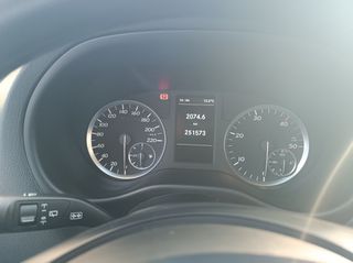 Mercedes-Benz Vito 2016 114 CDI L2H1-thumb-6