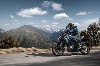 CFmoto 250NK 2026 ΔΩΡΟ Ή ΑΤΟΚΟΣ ΔΙΑΚΑΝΟΝΙΣΜΟΣ-thumb-11