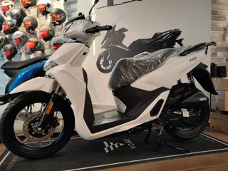 Voge SR16 125 2025 Euro 5+**ΕΤΟΙΜΟΠΑΡΑΔΟΤΟ**