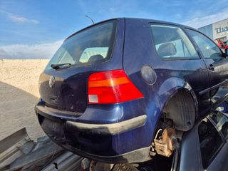 Volkswagen Golf 2002-thumb-4