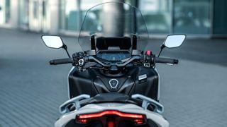 Yamaha TMAX 560 Tech Max 2026 ΑΜΕΣΑ ΔΙΑΘΕΣΙΜΟ ΜΕ ΠΛΟΥΣΙΑ ΔΩΡΑ-thumb-6