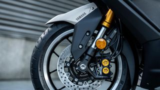 Yamaha TMAX 560 Tech Max 2026 ΑΜΕΣΑ ΔΙΑΘΕΣΙΜΟ ΜΕ ΠΛΟΥΣΙΑ ΔΩΡΑ-thumb-8