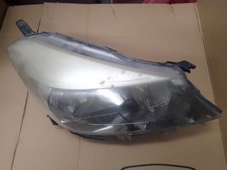 ΦΑΝΑΡΙ ΔΕΞΙΟ TOYOTA YARIS '12-'15 (811300D450 / 81130-0D450)